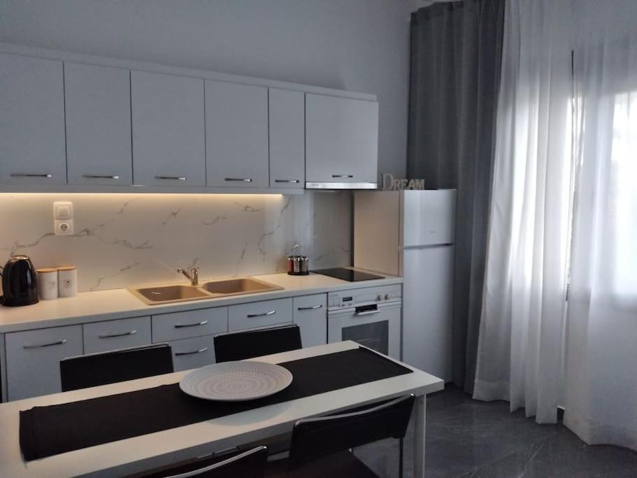 D4 Central Luxury Apartment Βόλος Εξωτερικό φωτογραφία